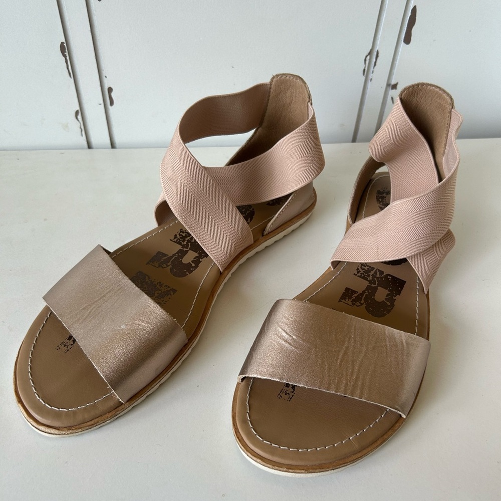 Sorel Ella Sandals